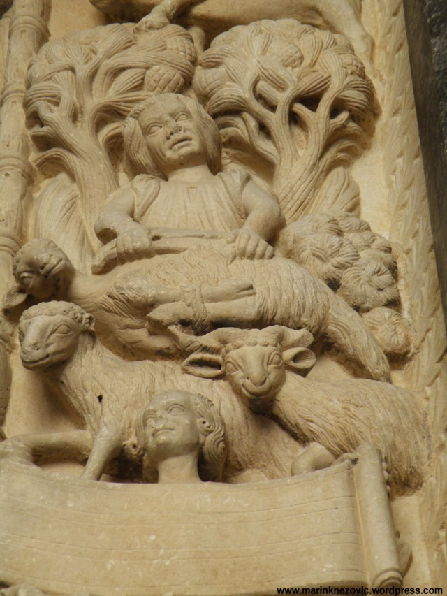 Radovanov portal_detalj