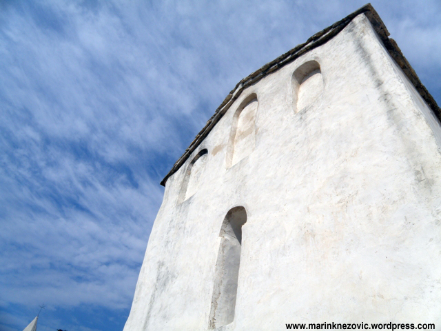 Crkva sv. Križa u Ninu iz 9. st.