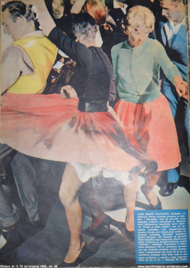 Omladina se zabavlja plešući rok