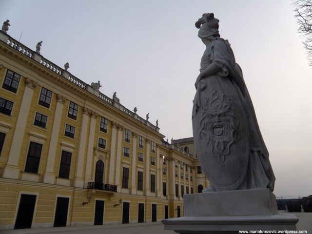 Schönbrunn 34