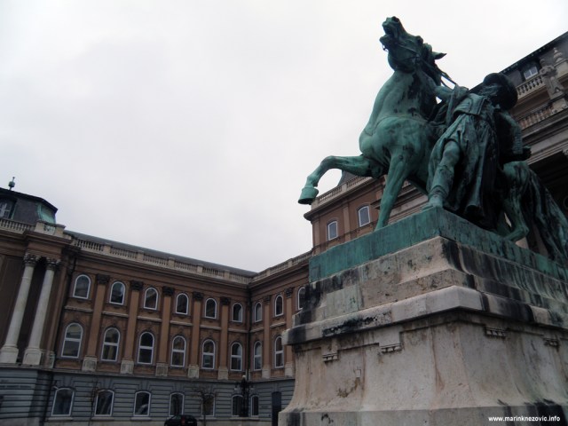 Budim, palača, konjušar