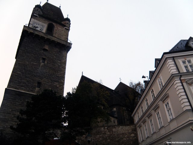 Perchtoldsdorf, obrambena kula, crkva sv. Augustina