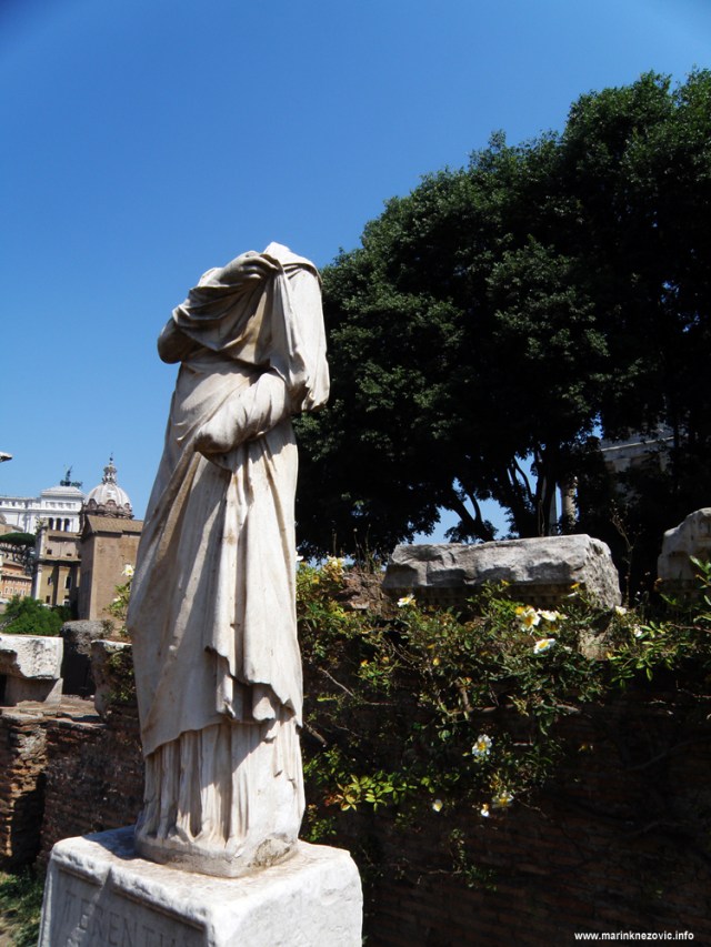 Rim - Atrij Vestalki