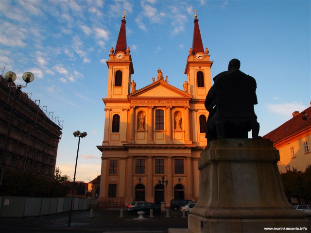 Sambotel, Szombathely, katedrala