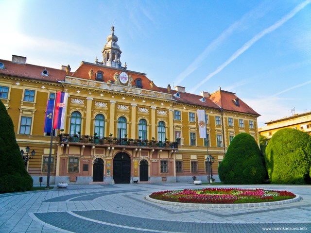 Zgrada Bačko-Bodroške županije