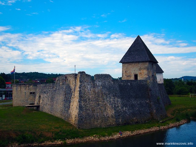 Stari grad Kostajnica