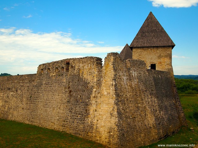 Stari grad Kostajnica